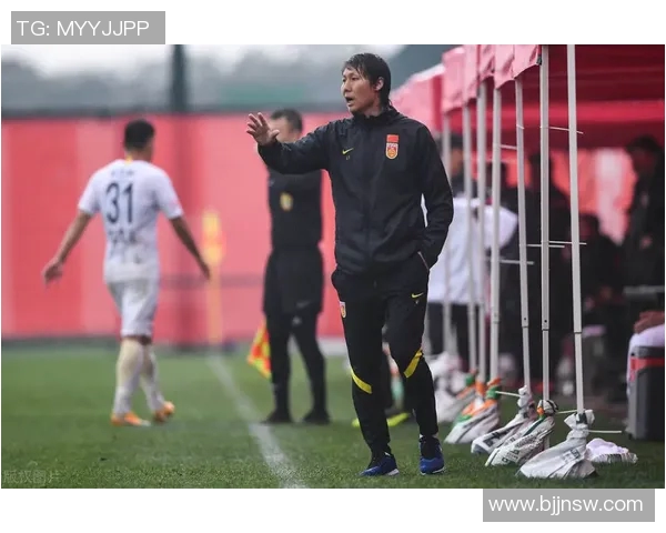 足球明星风采大赏：探索全球顶级球员的名字与精彩瞬间